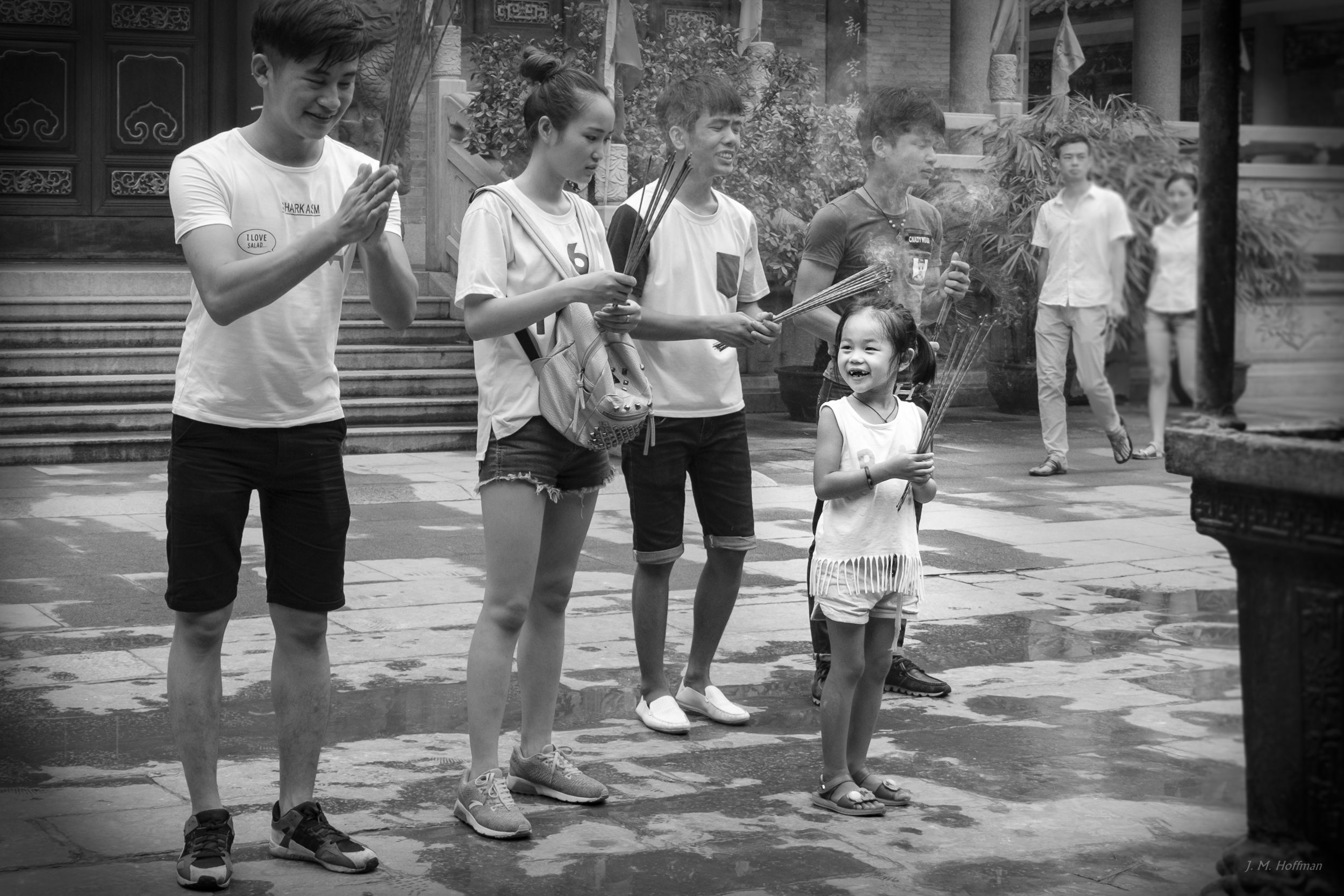 Incense: Hualin Buddhist Temple, Guangzhou, China