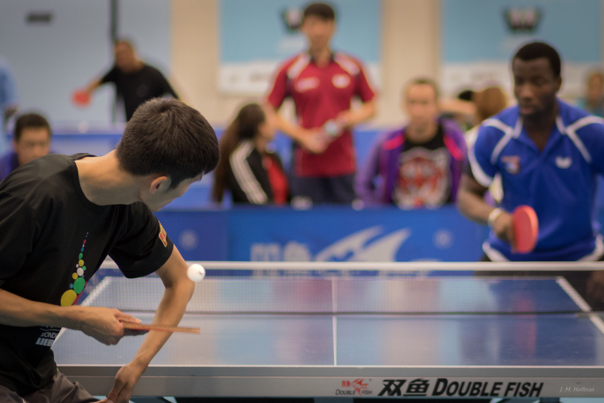 Here comes the serve: 