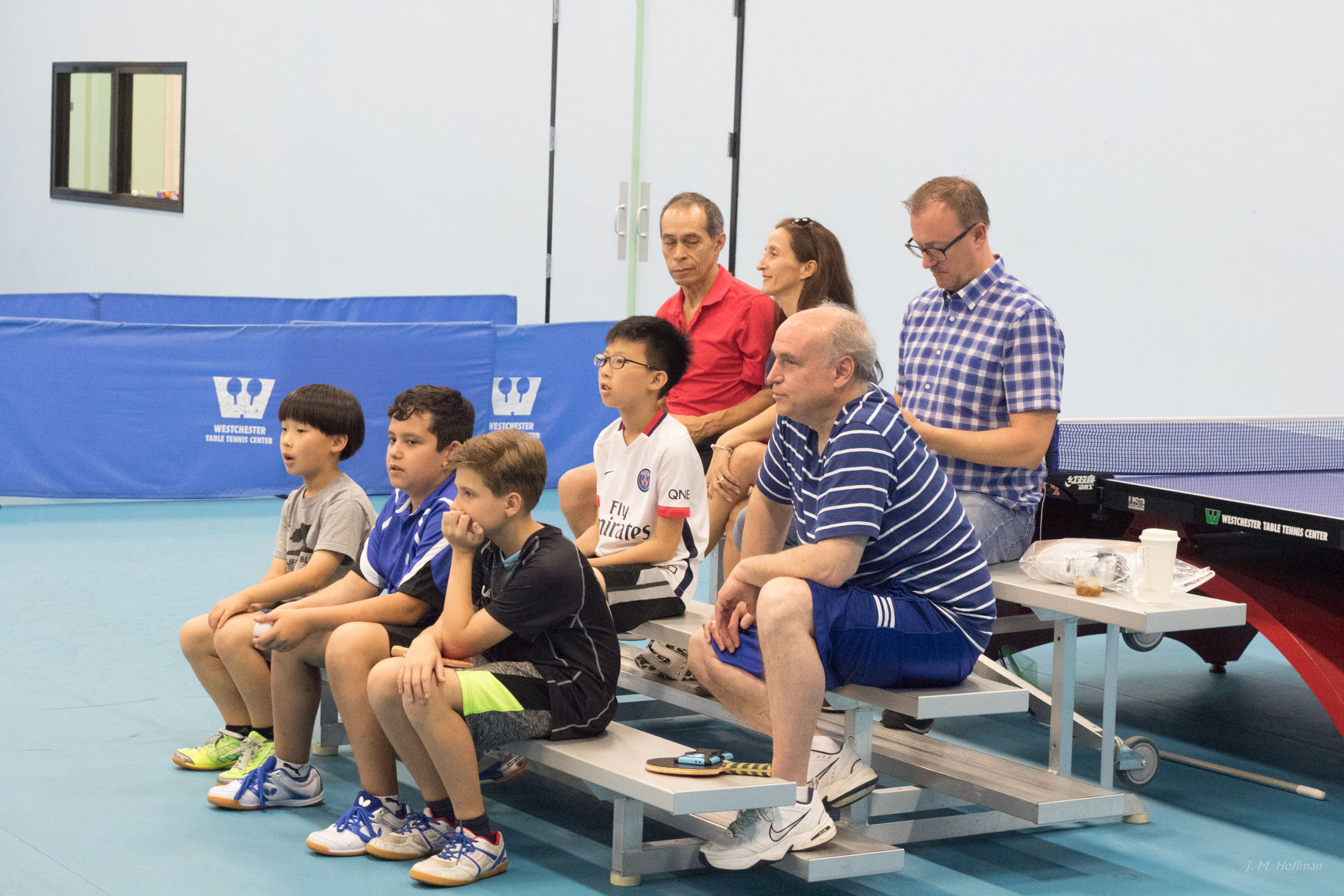 Spectators spectating on the right.: 