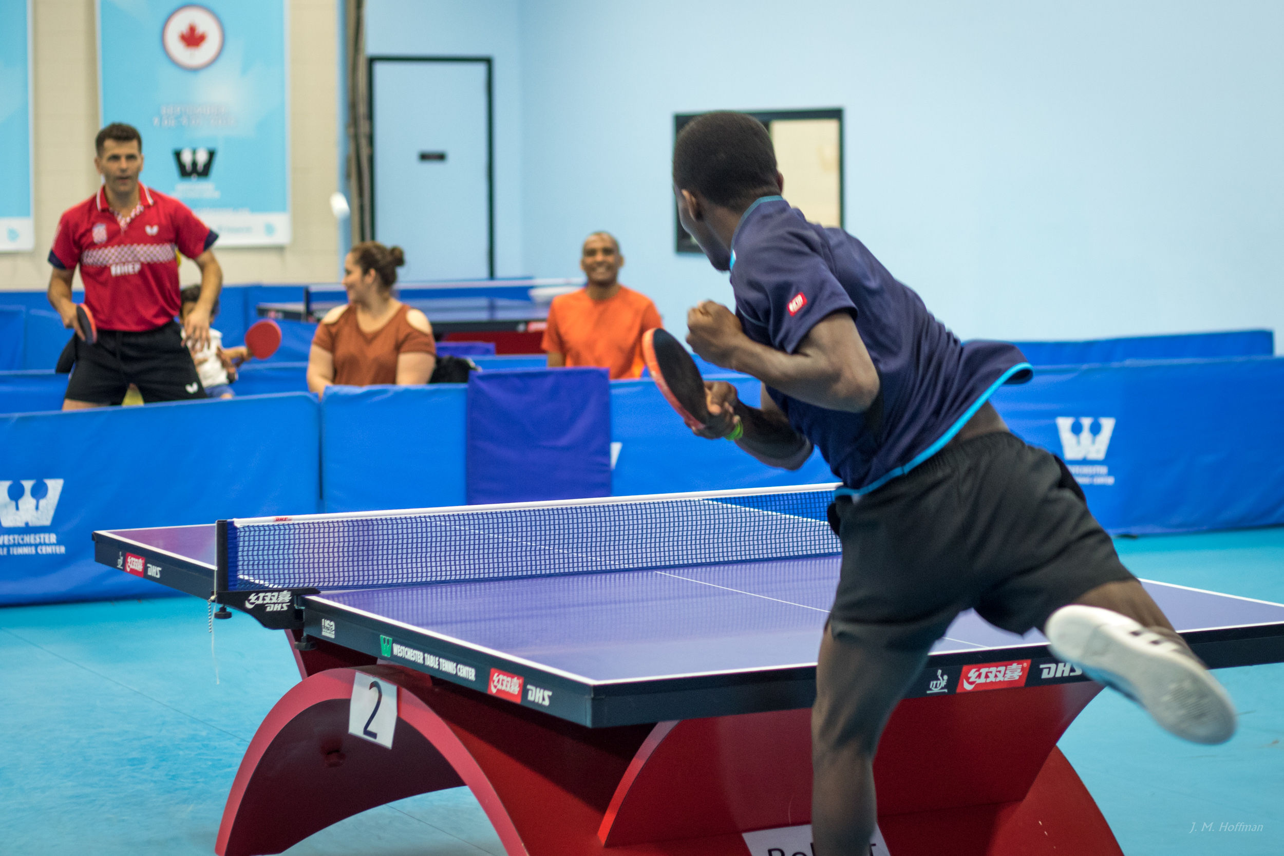 Kokou drives Zoran out of the court...: 